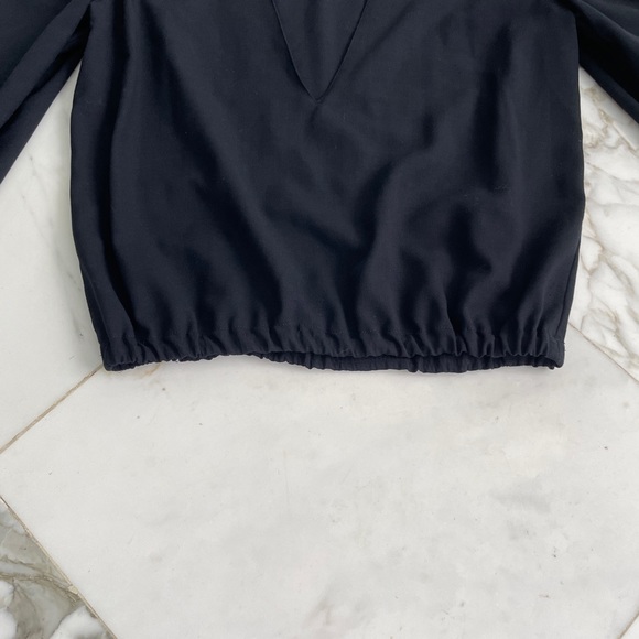 Pierre Cardin 100% Wool Low Cut V Neck Elastic Waist Blouse - Picture 6 of 12